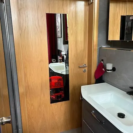 Apartament Ruhige Im Fabrikstil In