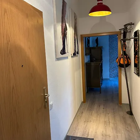 Apartmán Ruhige Im Fabrikstil In *