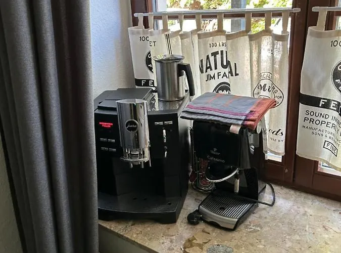 Apartmán Ruhige Im Fabrikstil In *